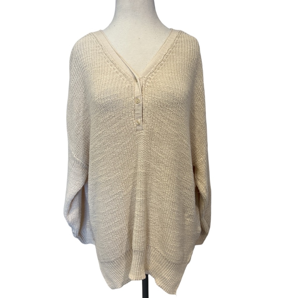 American Eagle Outfitters Cream V-Neck Sweater - Picture 2 of 8